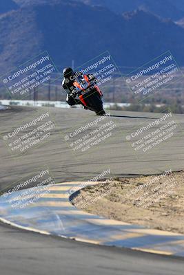 media/Jan-09-2022-SoCal Trackdays (Sun) [[2b1fec8404]]/Turns 9 and 8 (920am)/